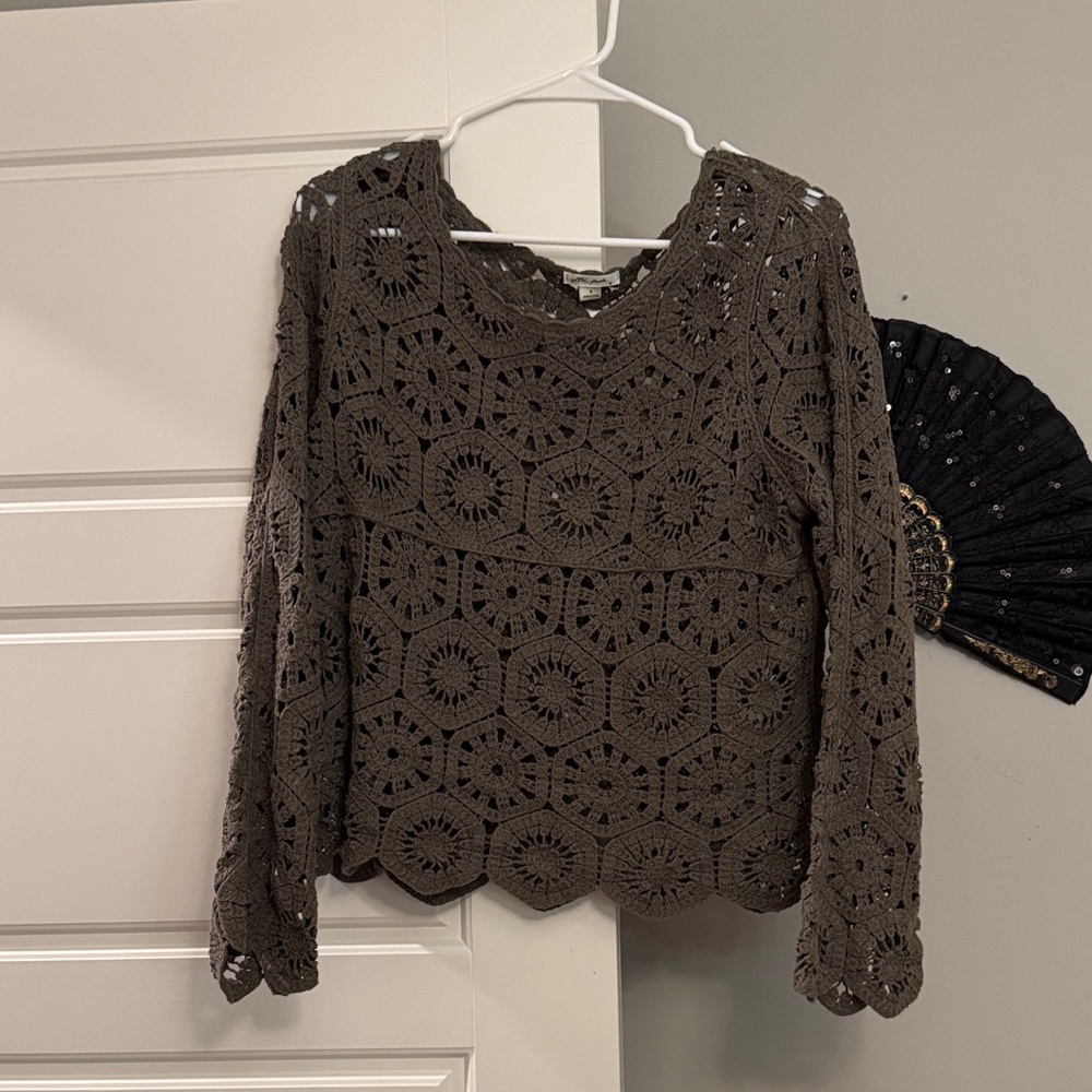 Ultra Pink Crochet Lace Blouse in Dark Brown